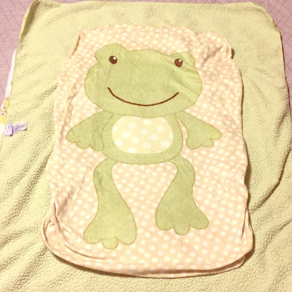 Frog Changing Pad Cover - Picture 1 of 3